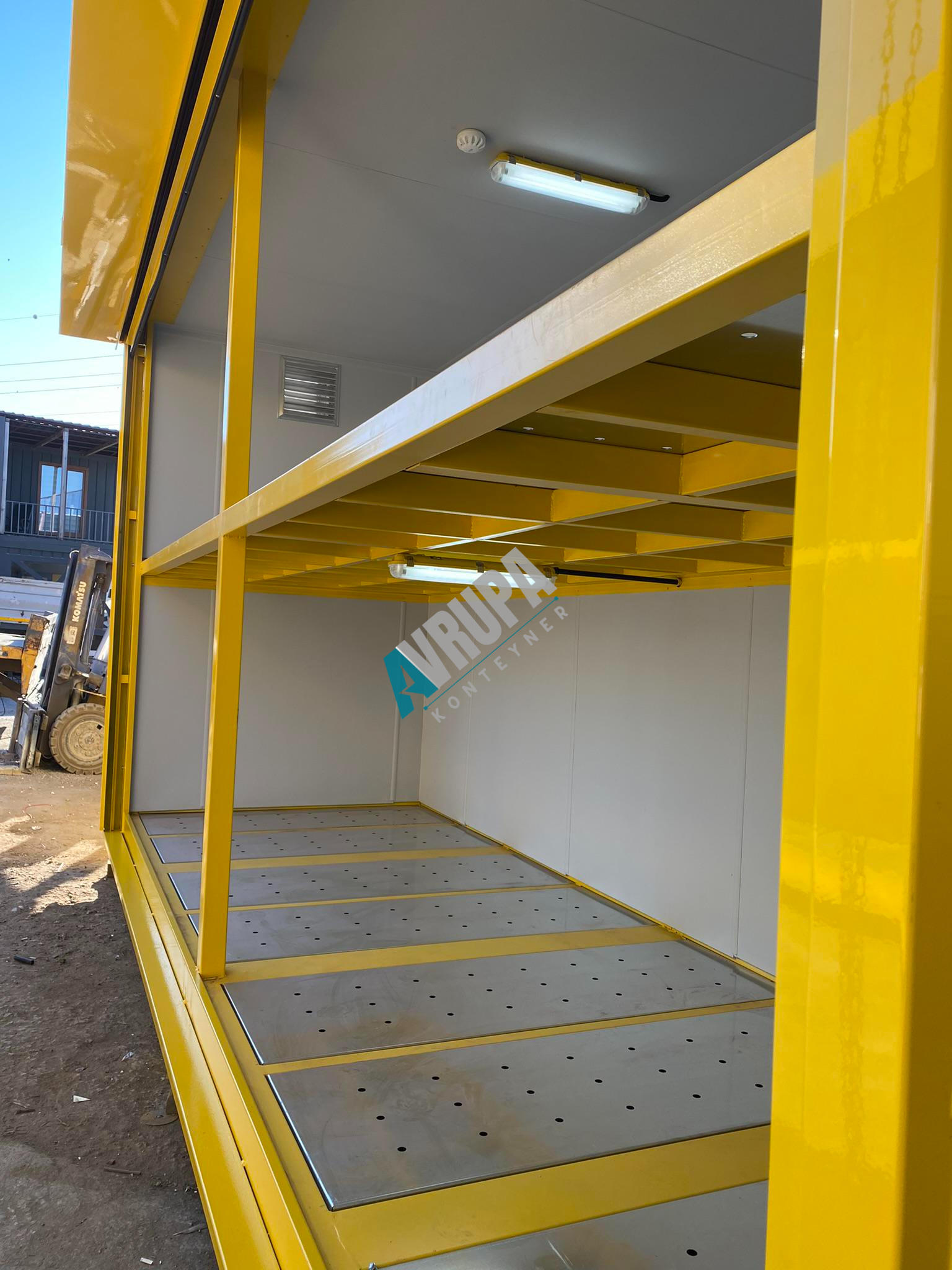 200X600 cm H: 330 cm Kimyasal IBC Depolama Konteyneri 